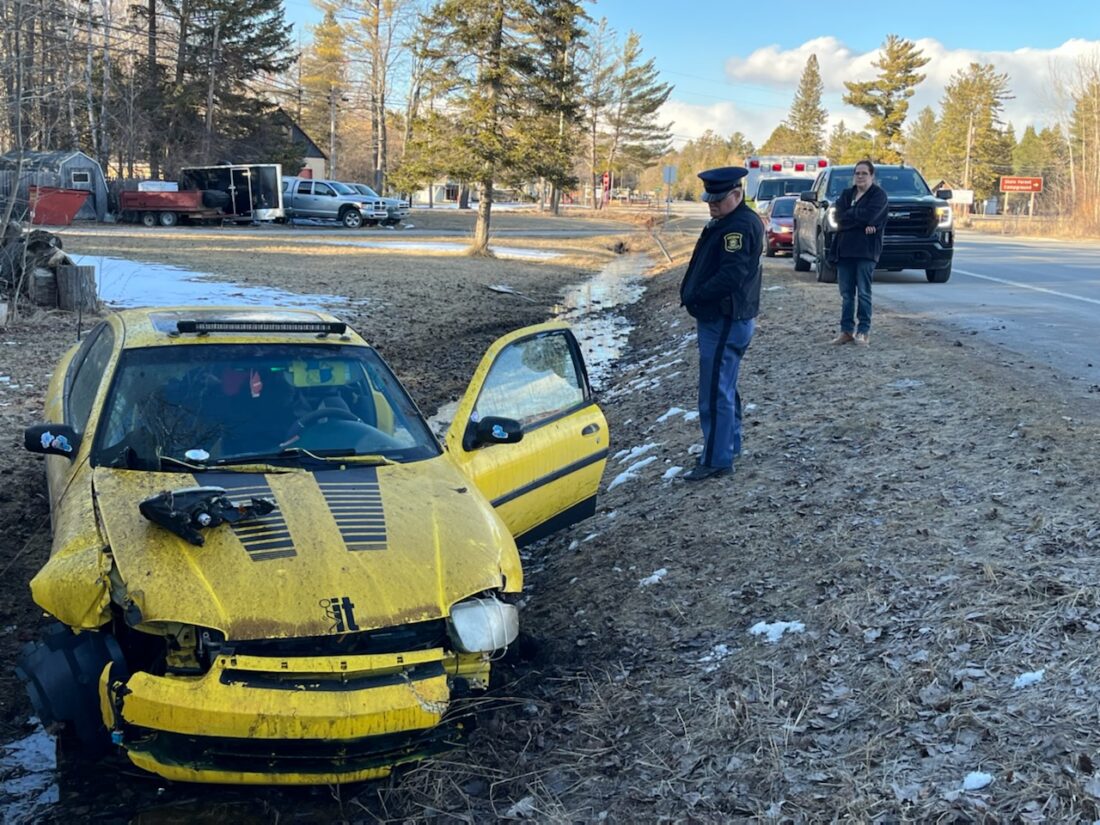 Officials respond to singlevehicle crash in Ossineke News, Sports